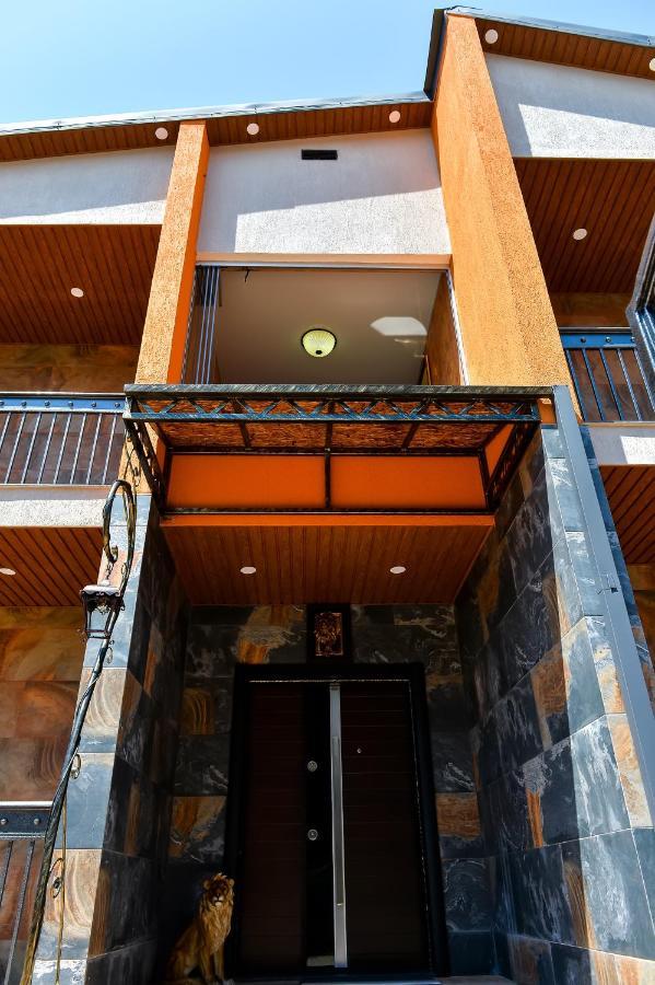 Lions Apartment 乌雷基 外观 照片